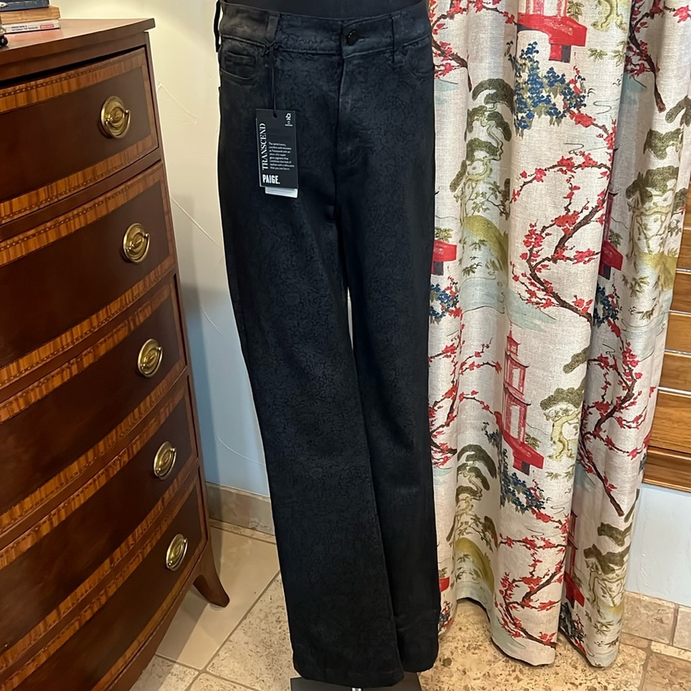 NWT Paige High-Rise Manhattan Boot Cut Mallow Floral Luxe Coating 30